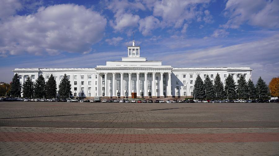 Казбек Коков поздравил Рашида Темрезова и жителей Карачаево-Черкесии с Днем возрождения карачаевского народа