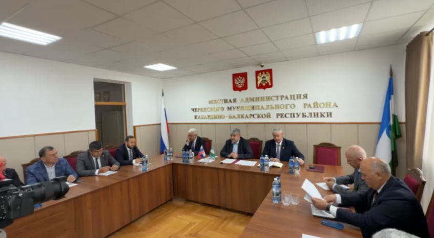Казбек Коков встретился с активом Черекского района