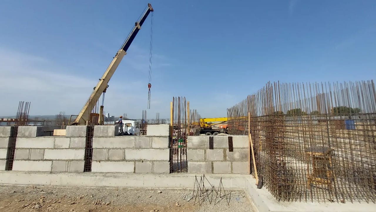 В Баксане продолжается строительство новой школы