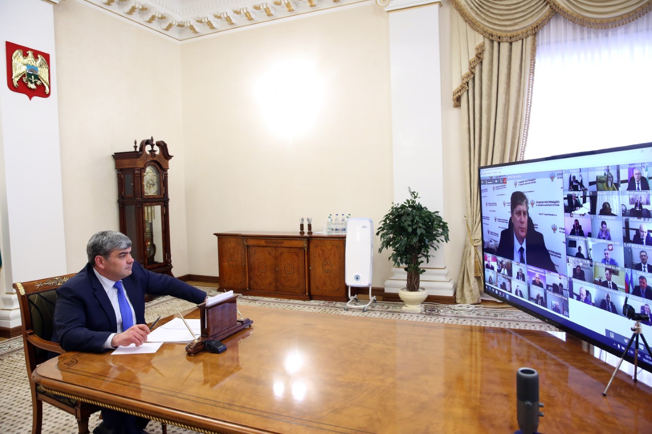 Казбек Коков провел заседание Оперативного штаба в КБР