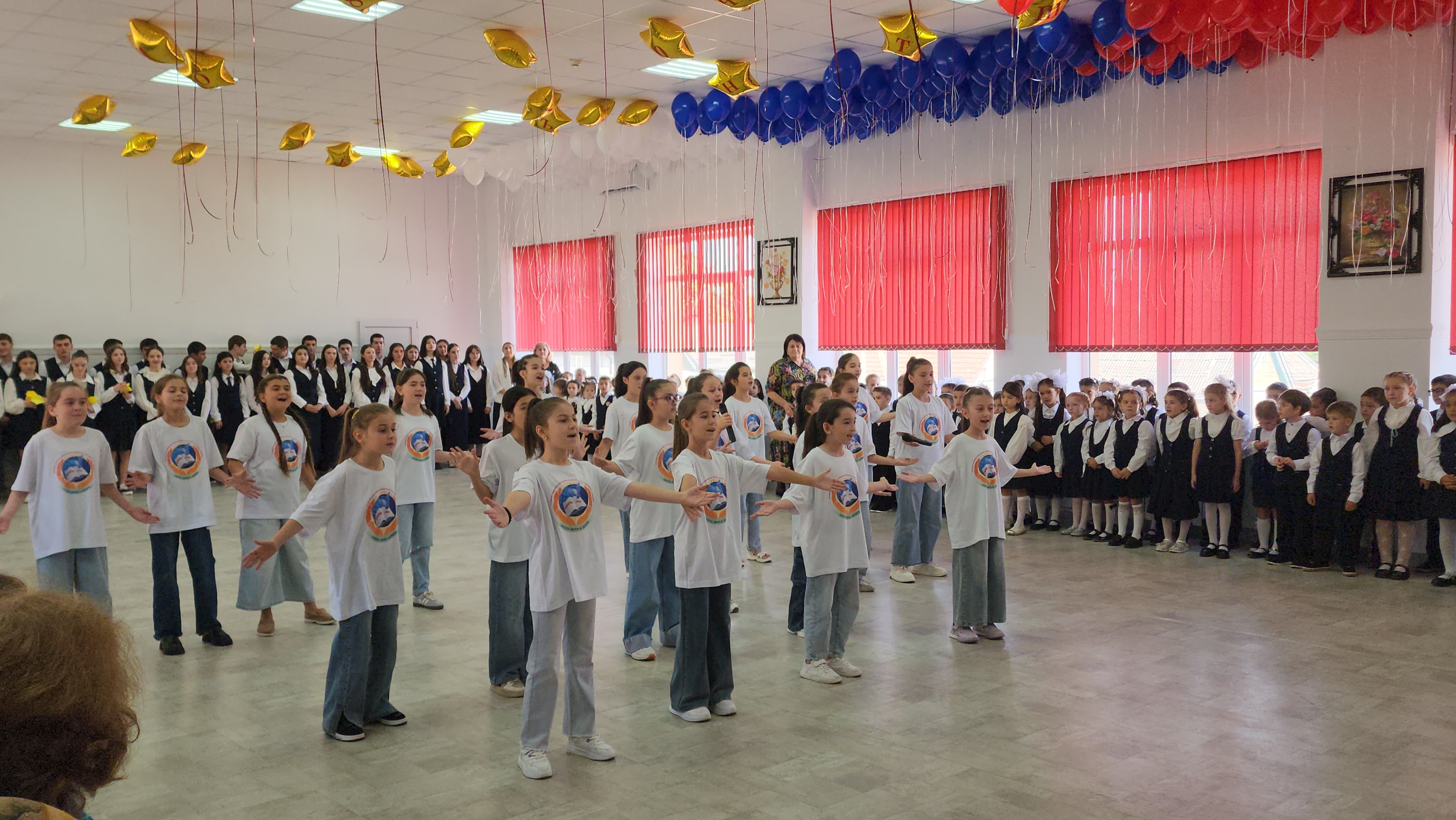 В Баксане прошли торжественные линейки, посвященные Дню знаний