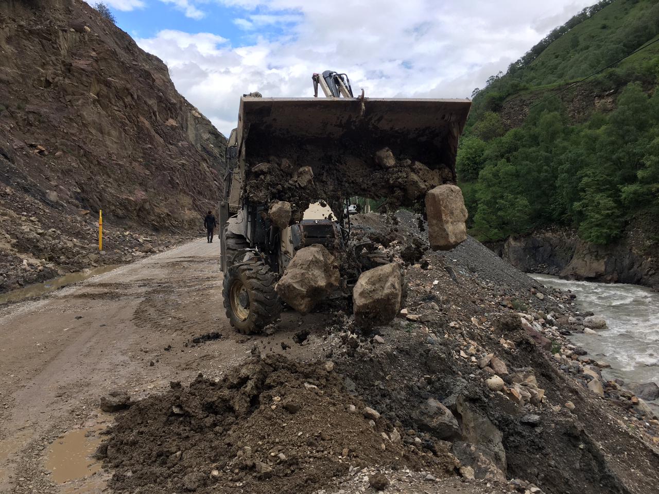 В КБР устраняют последствия проливных дождей