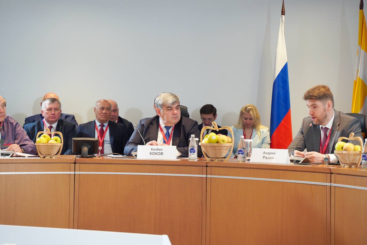 На площадке КИФа состоялась тематическая сессия «Отечественное садоводство в текущих условиях: преимущества, проблемы и пути решения»