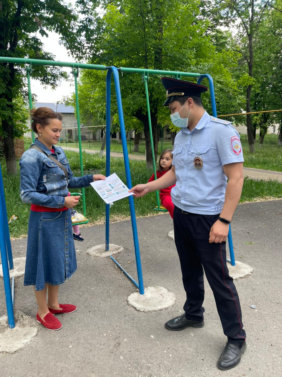 Полицейские Зольского района провели с жителями пяти населенных пунктов беседы по профилактике дистанционного мошенничества