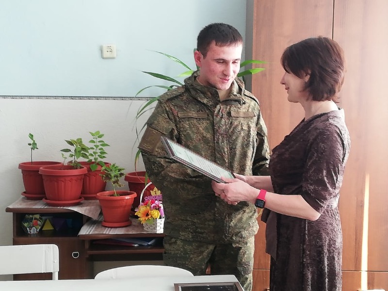 Учащимся нальчикской школы рассказали о героях