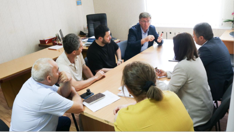 В Тереке обсудили ремонт школы