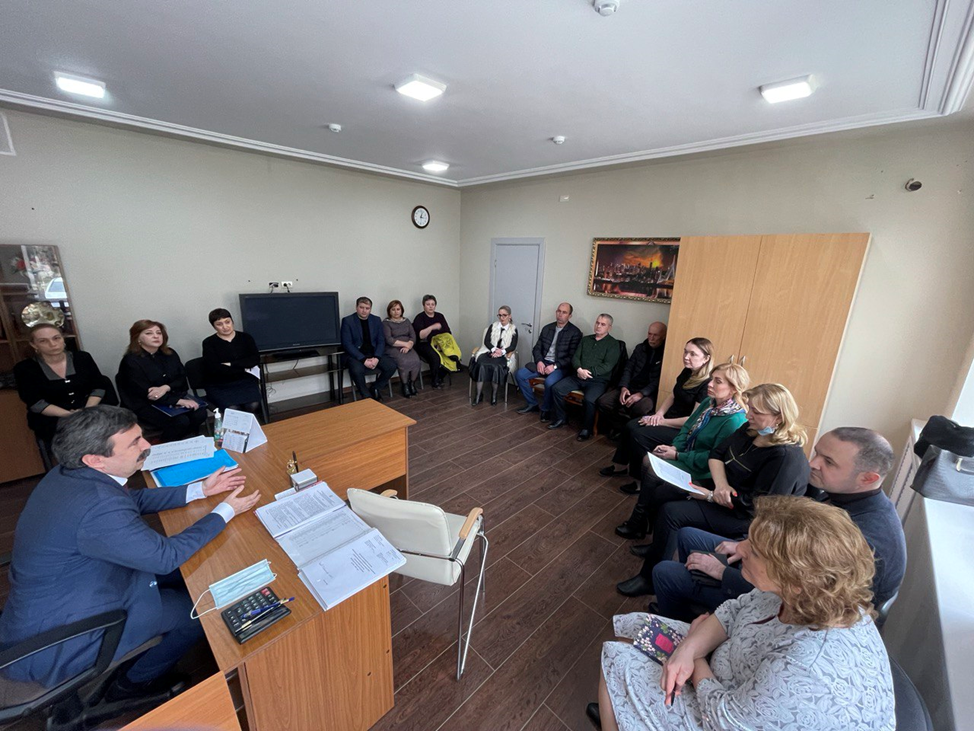 Министр встретился с представителями родительской общественности