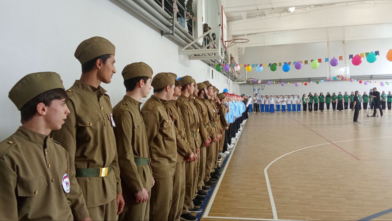 В КБГУ прошли «Веселые старты»