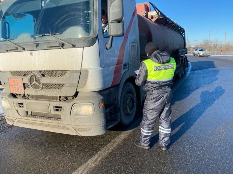 Водителям разъясняют российское законодательство