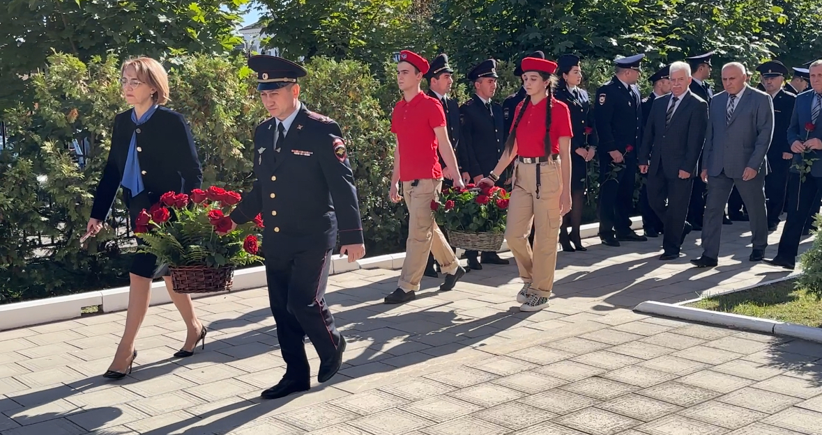 В Баксанском районе почтили память сотрудников правоохранительных органов