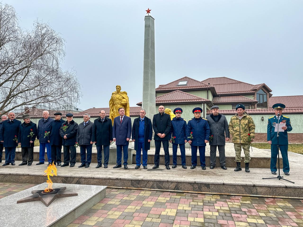 В Чегемском районе состоялся митинг памяти и торжественное возложение цветов к Вечному огню 