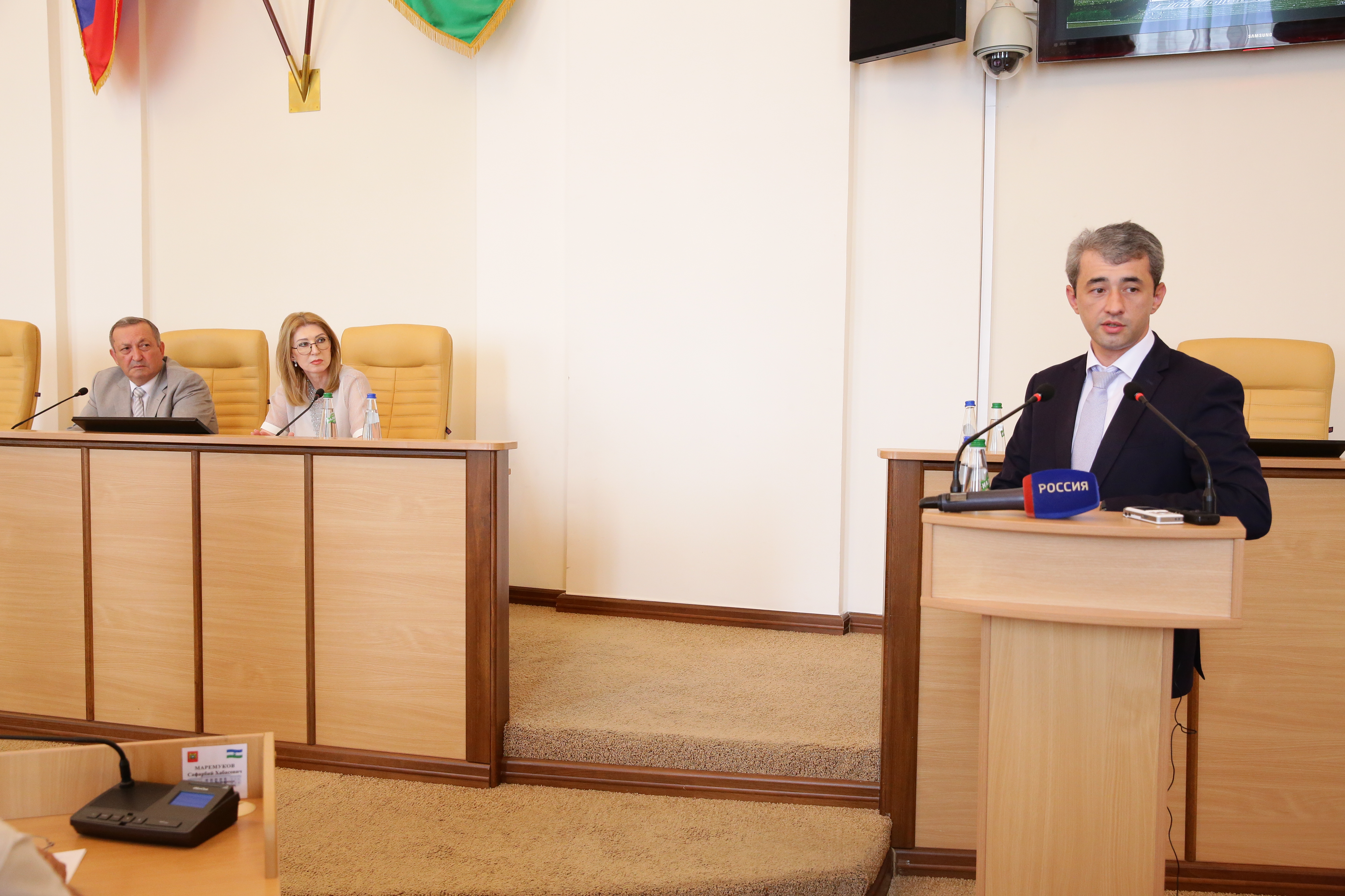 В парламенте КБР обсудили основные гарантии избирательных прав граждан