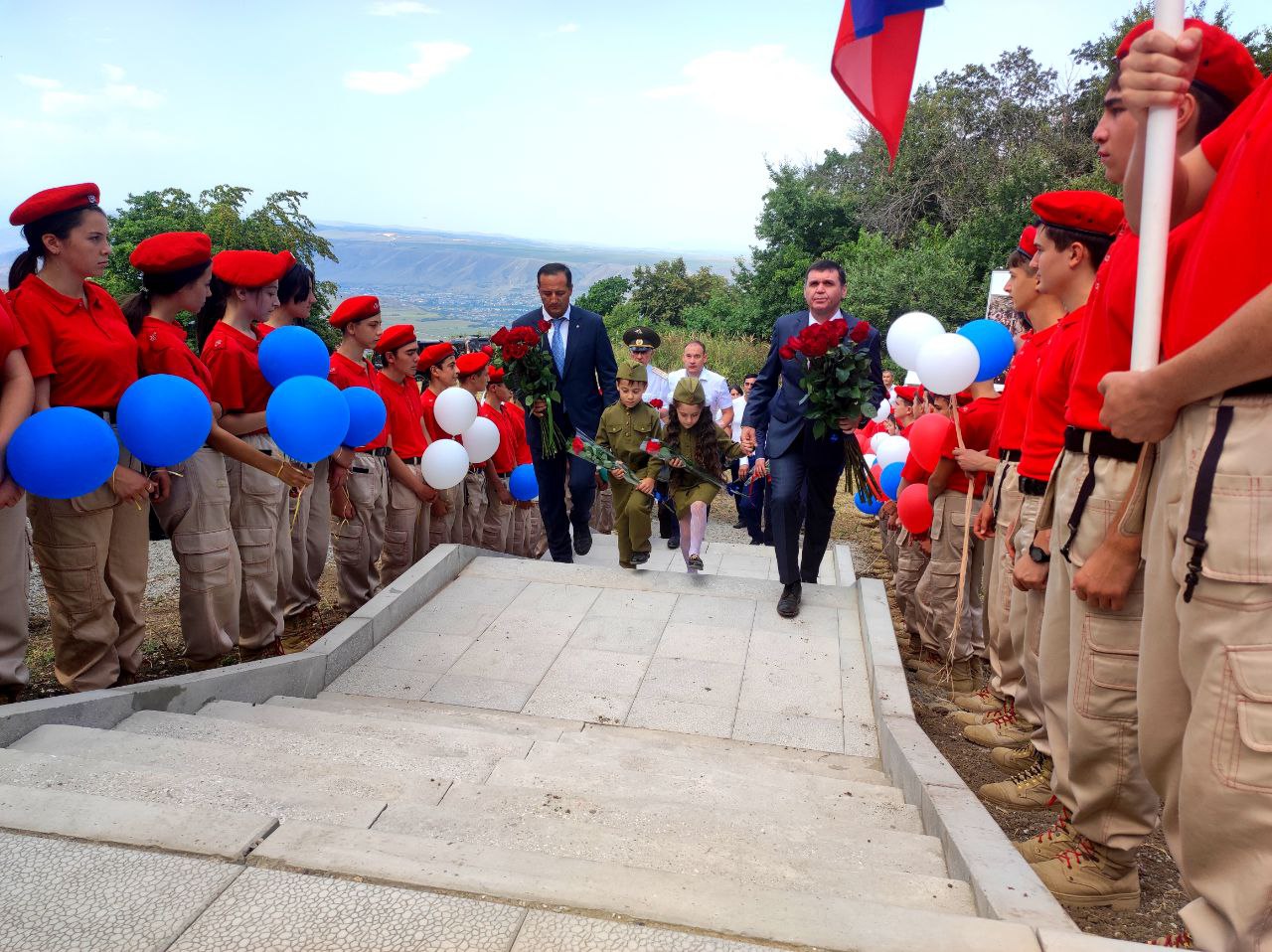 В Баксанском районе прошло открытие обновленного  памятника на 910-й  высоте