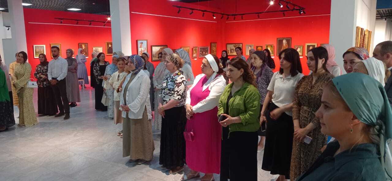 Экспозиция художников КБР в Ингушетии