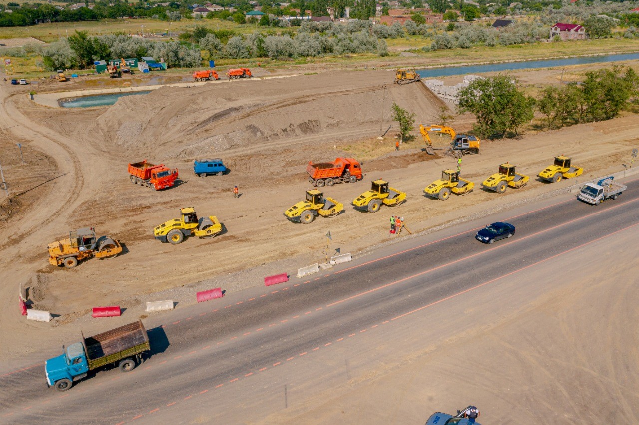 Автодорожники призвали водителей к бдительности