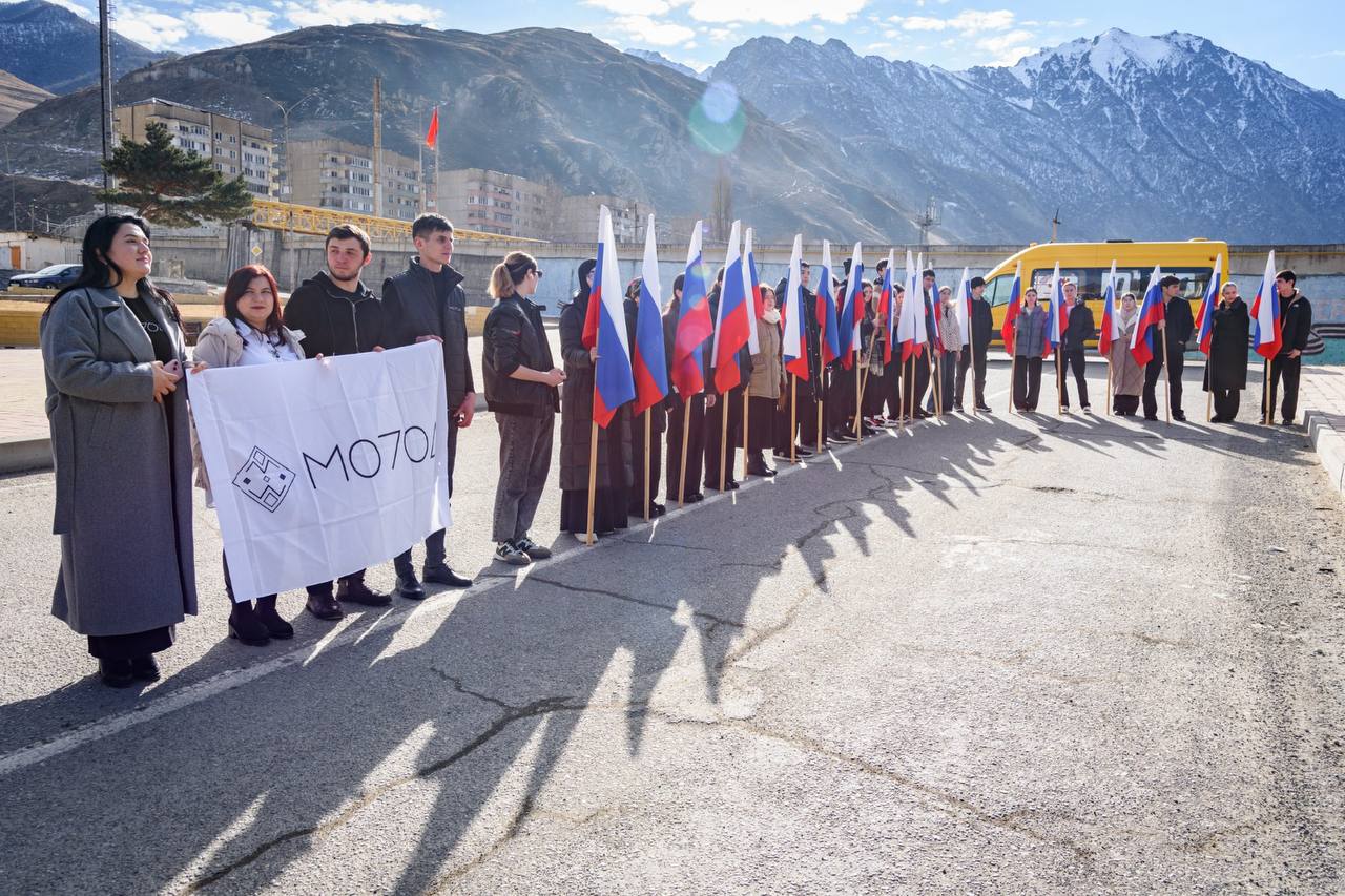 В Эльбрусском районе открылся патриотический месячник