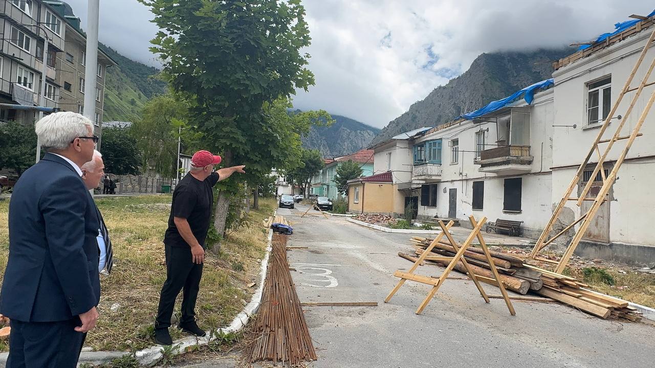 План капитального ремонта в Эльбрусском районе включает 10 домов, находящихся в чрезвычайном состоянии