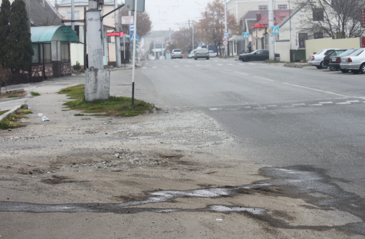 Общественники проинспектировали дороги Нальчика