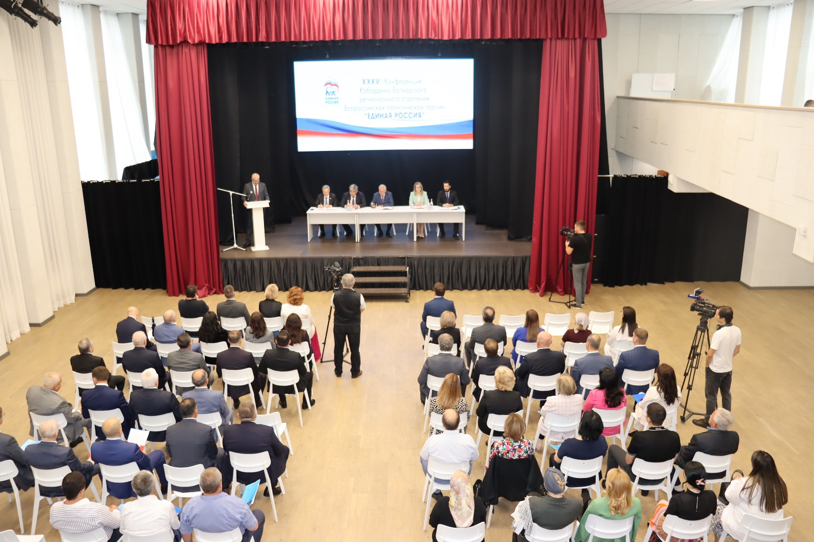 «Единая Россия» будет сопровождать участников спецоперации на выборах