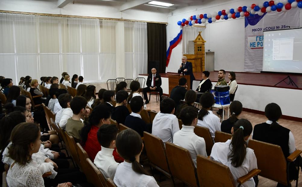 Полицейские республики приняли участие в героико-патриотическом мероприятии