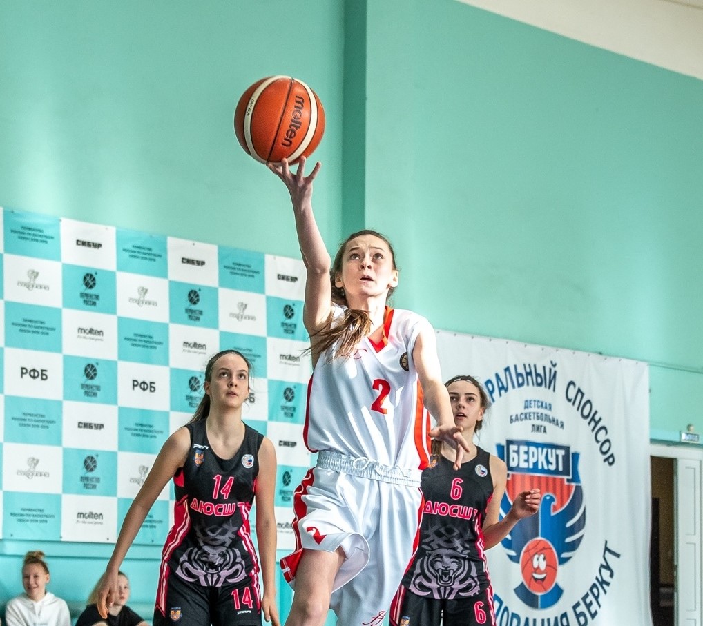 Юные баскетболистки КБР собираются в Приазовье