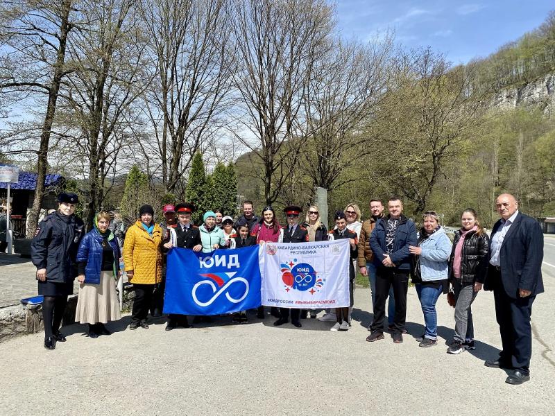 В Кашхатау прошла эстафета юных инспекторов движения 