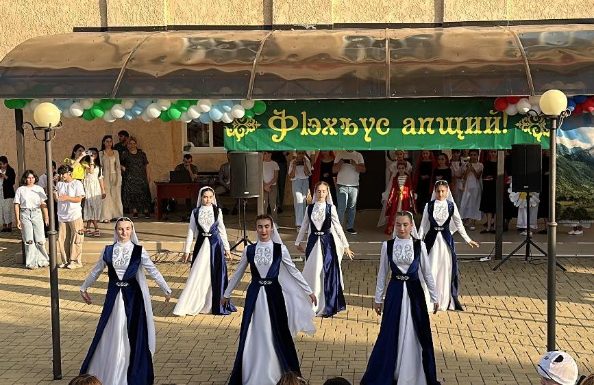 В Баксанском районе стартовал марафон «Танцуй и пой, мое село!»