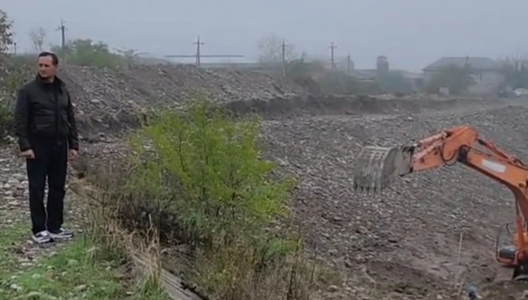 В Баксане ведутся берегоукрепительные работы