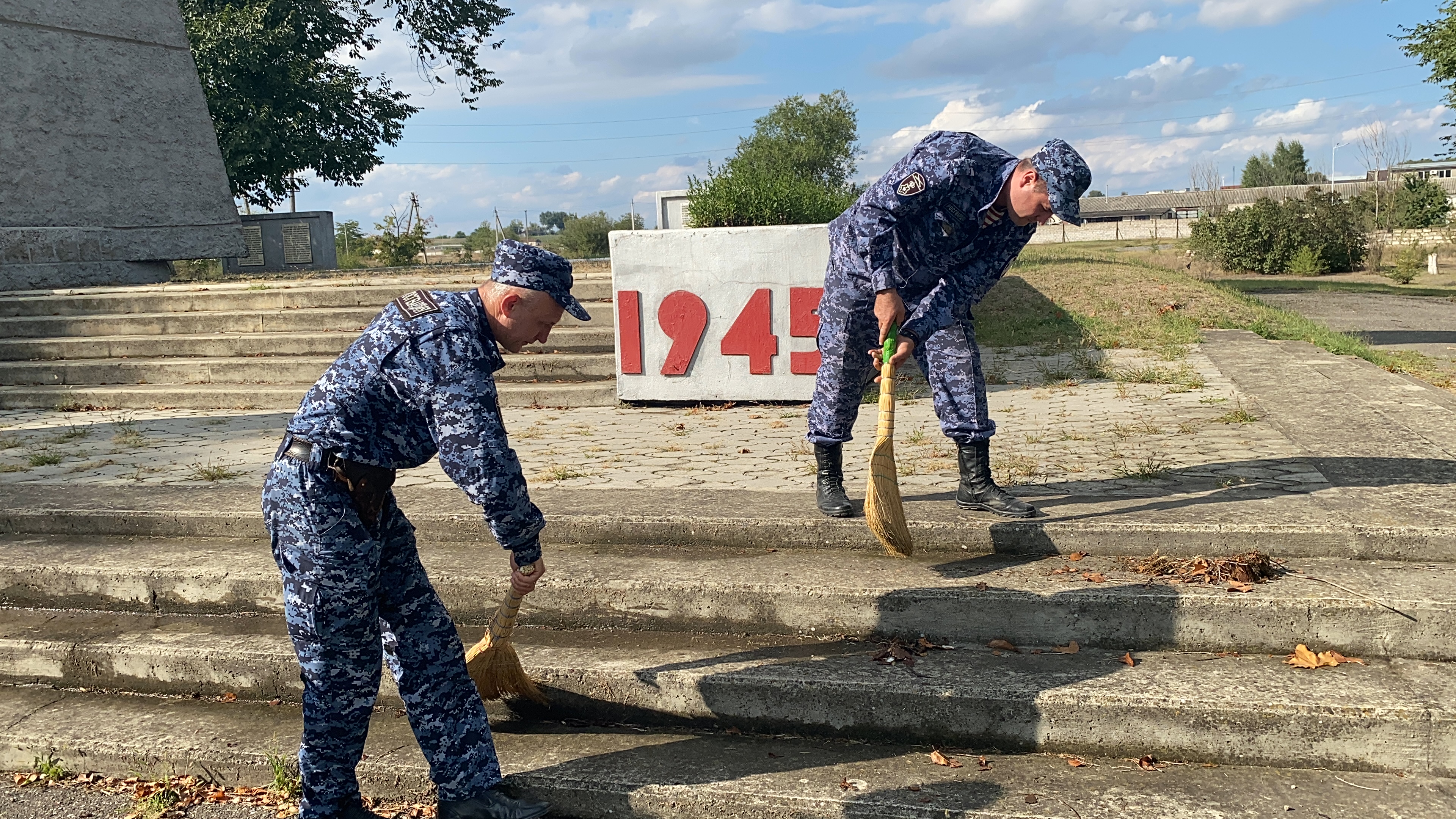 Росгвардейцы присоединились к акции «На страже памяти»