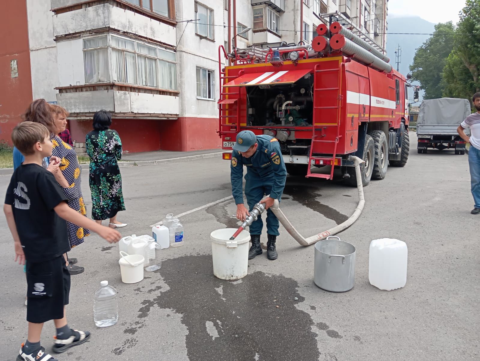 В Тырныаузе сохраняется угроза схода селя: эвакуированы жители
