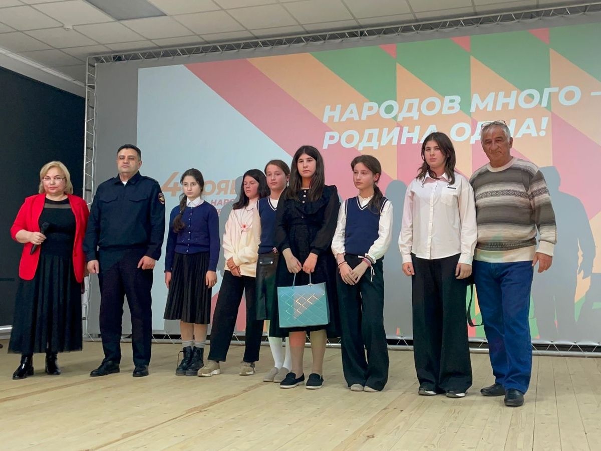 В Тырныаузе подвели итоги конкурса «Молодежь Эльбрусского района - против террора»  