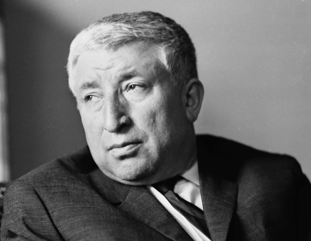 Объявлен творческий конкурс к столетию Расула Гамзатова