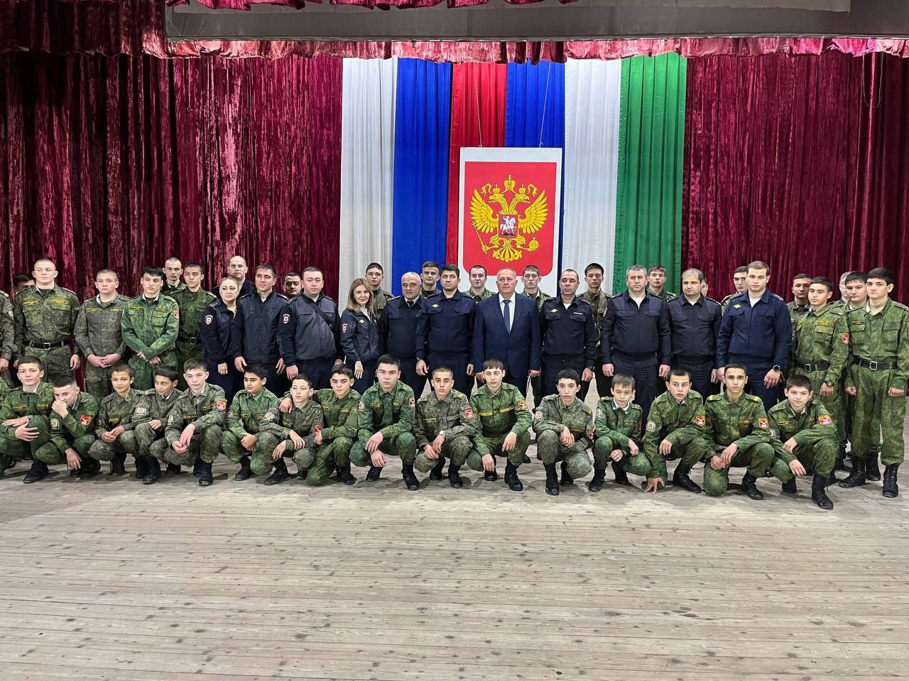 «Мир и радость вам, живущие»