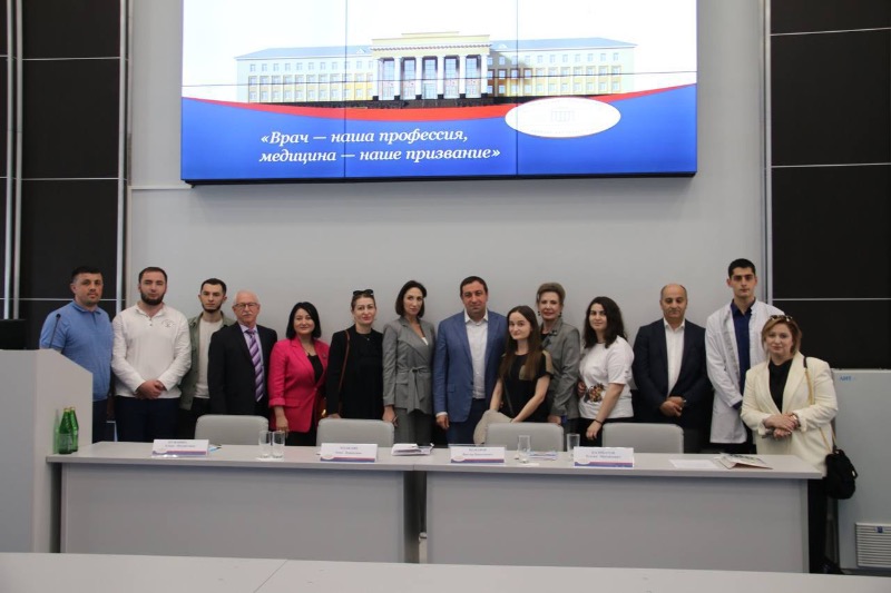 Министр здравоохранения КБР провел встречу в Ставропольском медуниверситете  