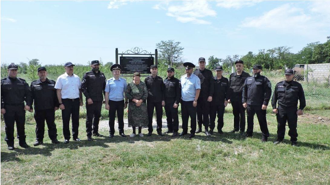 Он был настоящим офицером