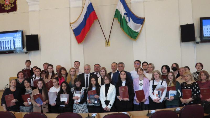 В Парламенте КБР наградили победителей традиционного конкурса