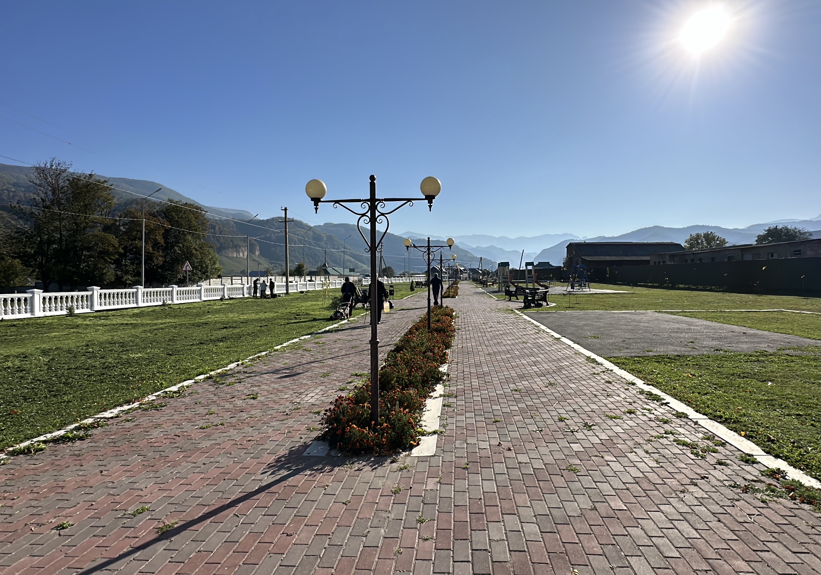 Продолжается обустройство парка в Жанхотеко