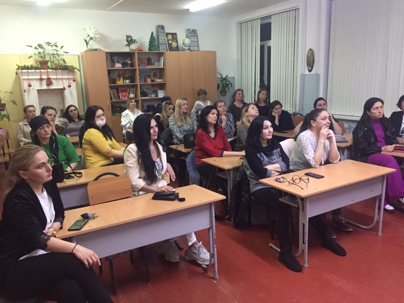 В Нальчике психологи провели семинар для родителей