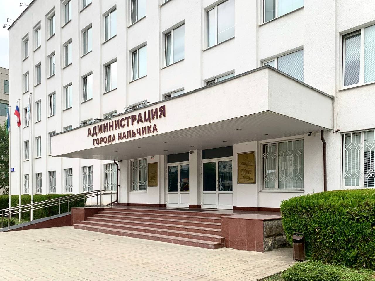 В школы КБР поступают новые учебники по родным языкам