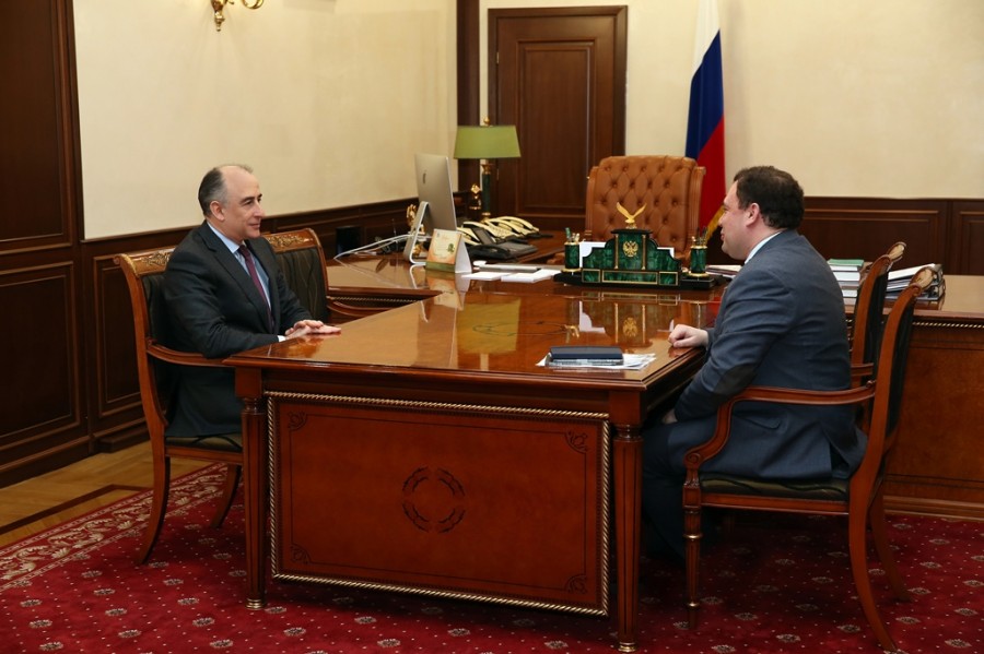 Глава КБР провел встречу с известным российским правозащитником