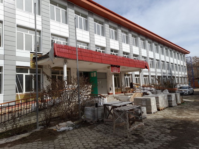  В Прохладном ремонтируют школу