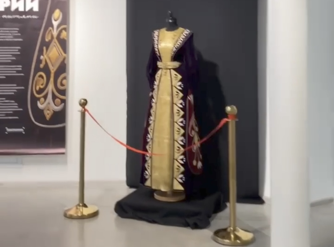 В Нальчике открылась выставка Мадины Хацуковой