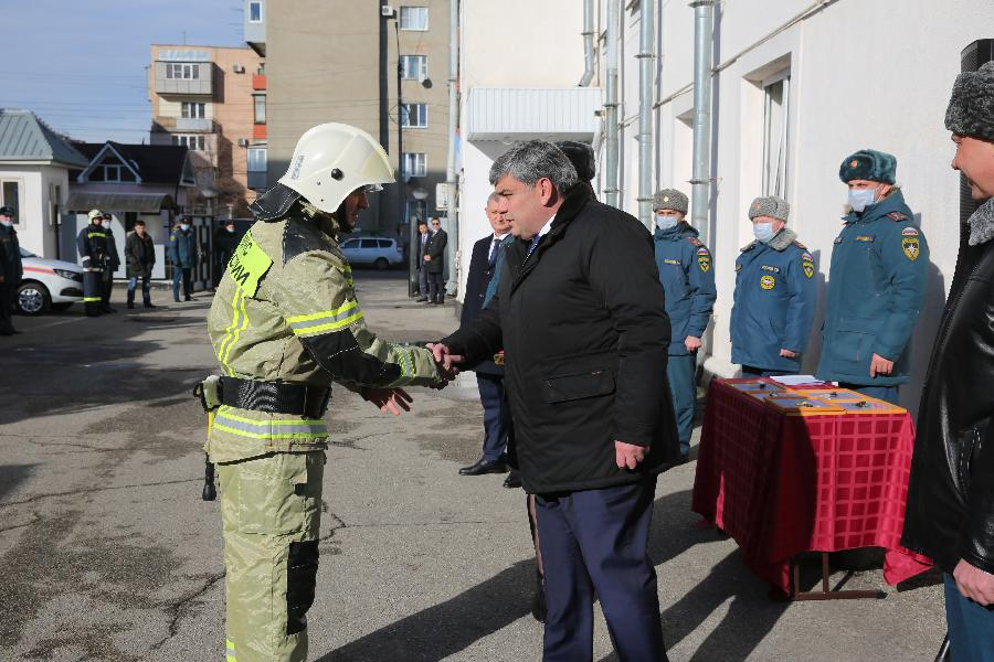 Автопарк пожарно-спасательной службы Кабардино-Балкарии пополнился современной техникой