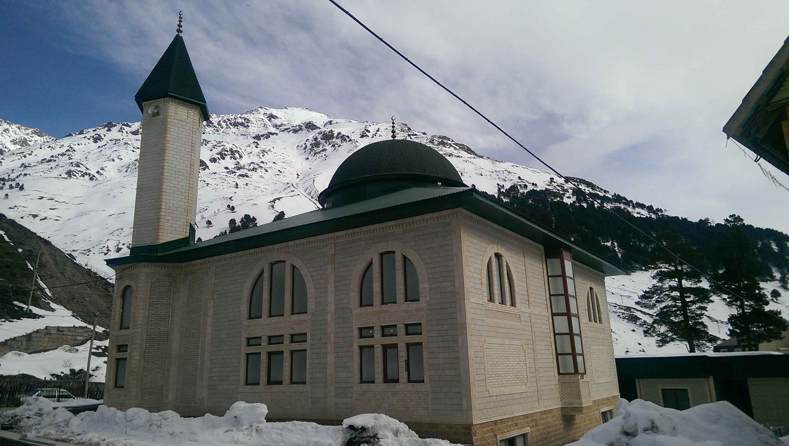 Мечети в горах