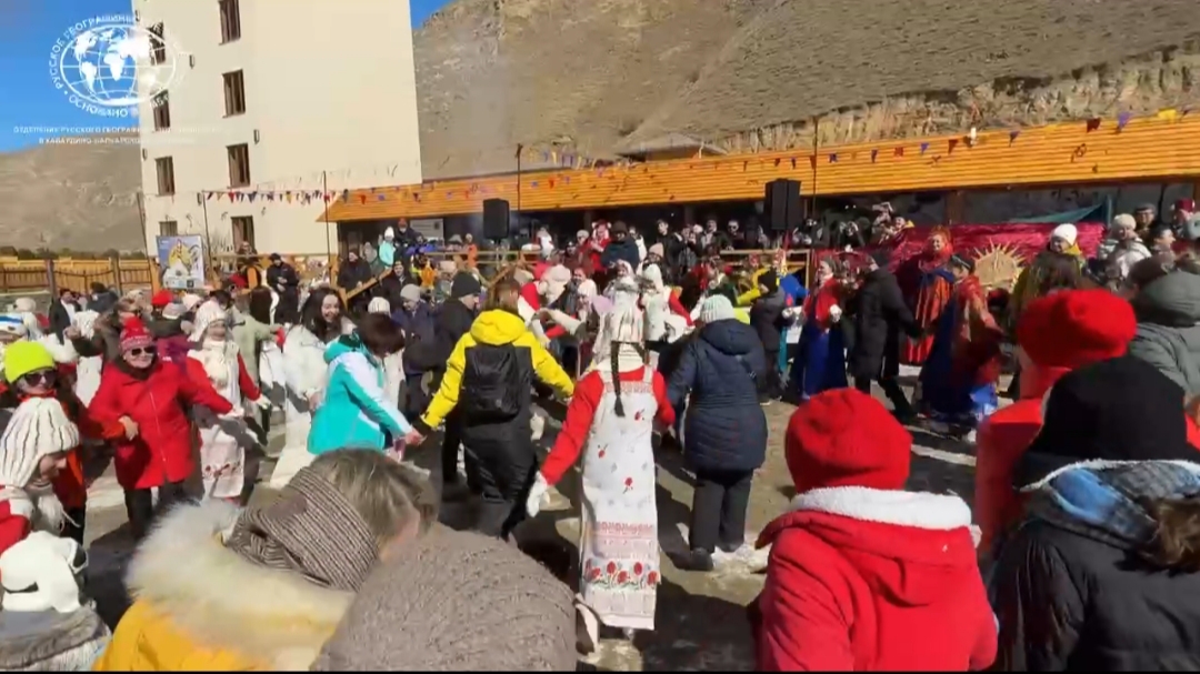 На парадроме "Флай Чегем" прошла высокогорная масленица