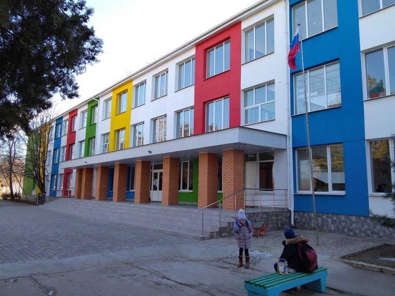С помощью Кабардино-Балкарии завершен капитальный ремонт школы в Херсонской области