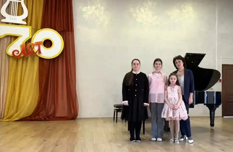 Юные музыканты Зольского района стали лауреатами международного конкурса во Владикавказе  ﻿