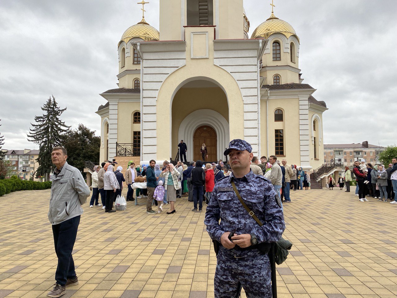 Росгвардейцы обеспечивали общественную безопасность в период проведения пасхальных мероприятий