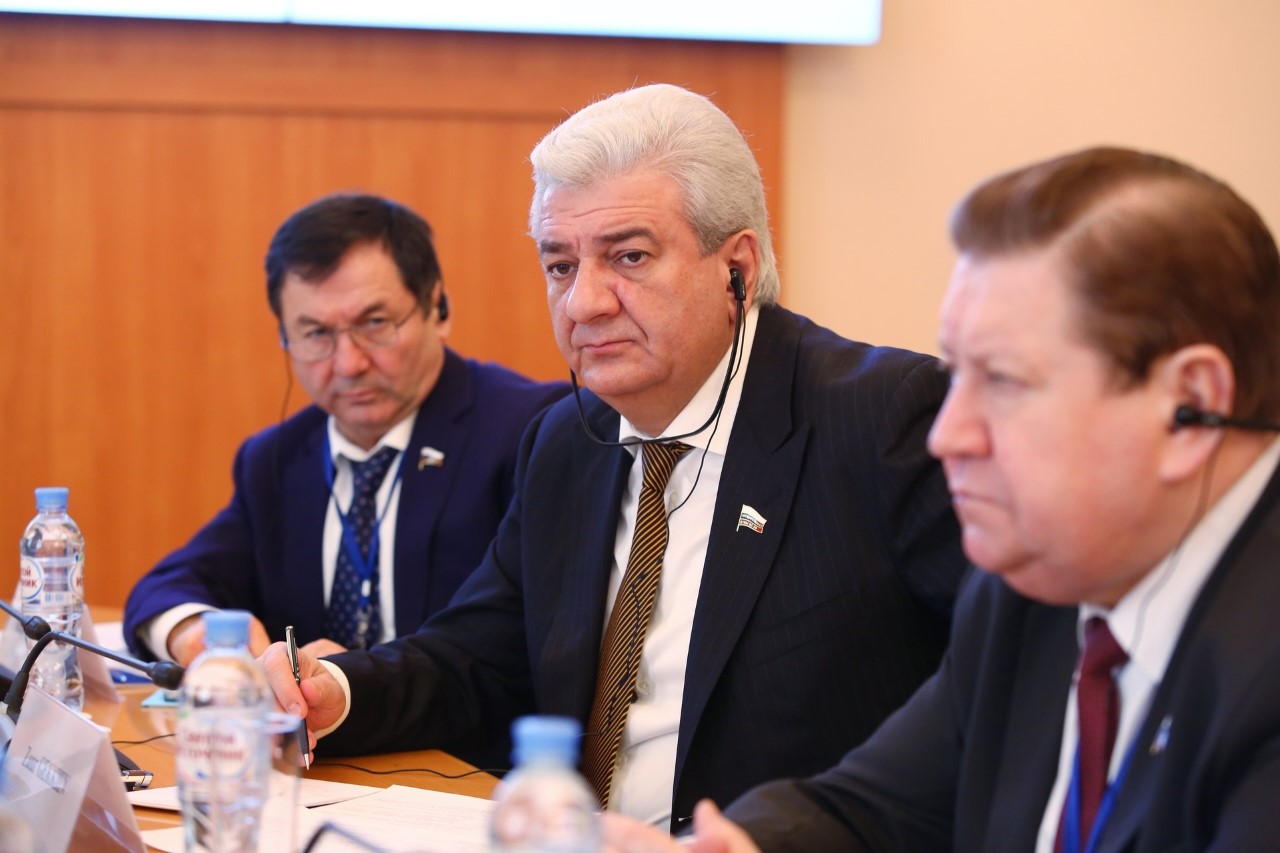 Депутат Геккиев принял участие в заседании в Таврическом дворце