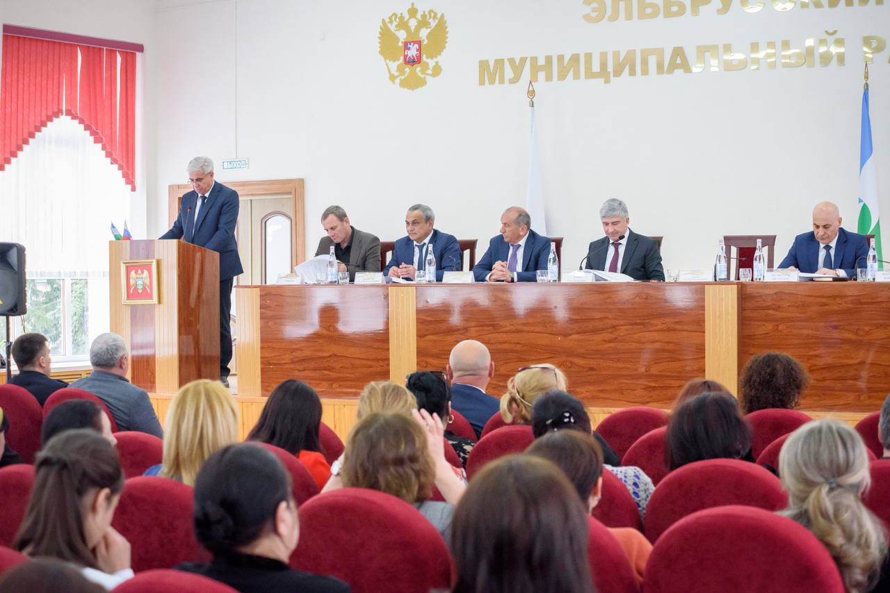 В Эльбрусском районе обсудили планы и задачи